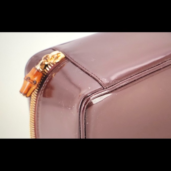 #0128 Gucci Travel Case in Brown Patented Leather w/Bamboo Zipper - Picture 4 of 15